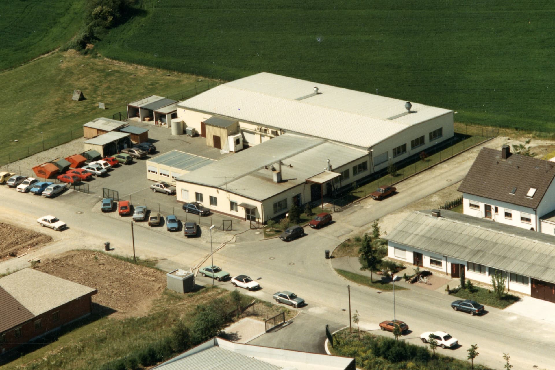 Erster Erweiterungsbau – 15 Mitarbeitende.