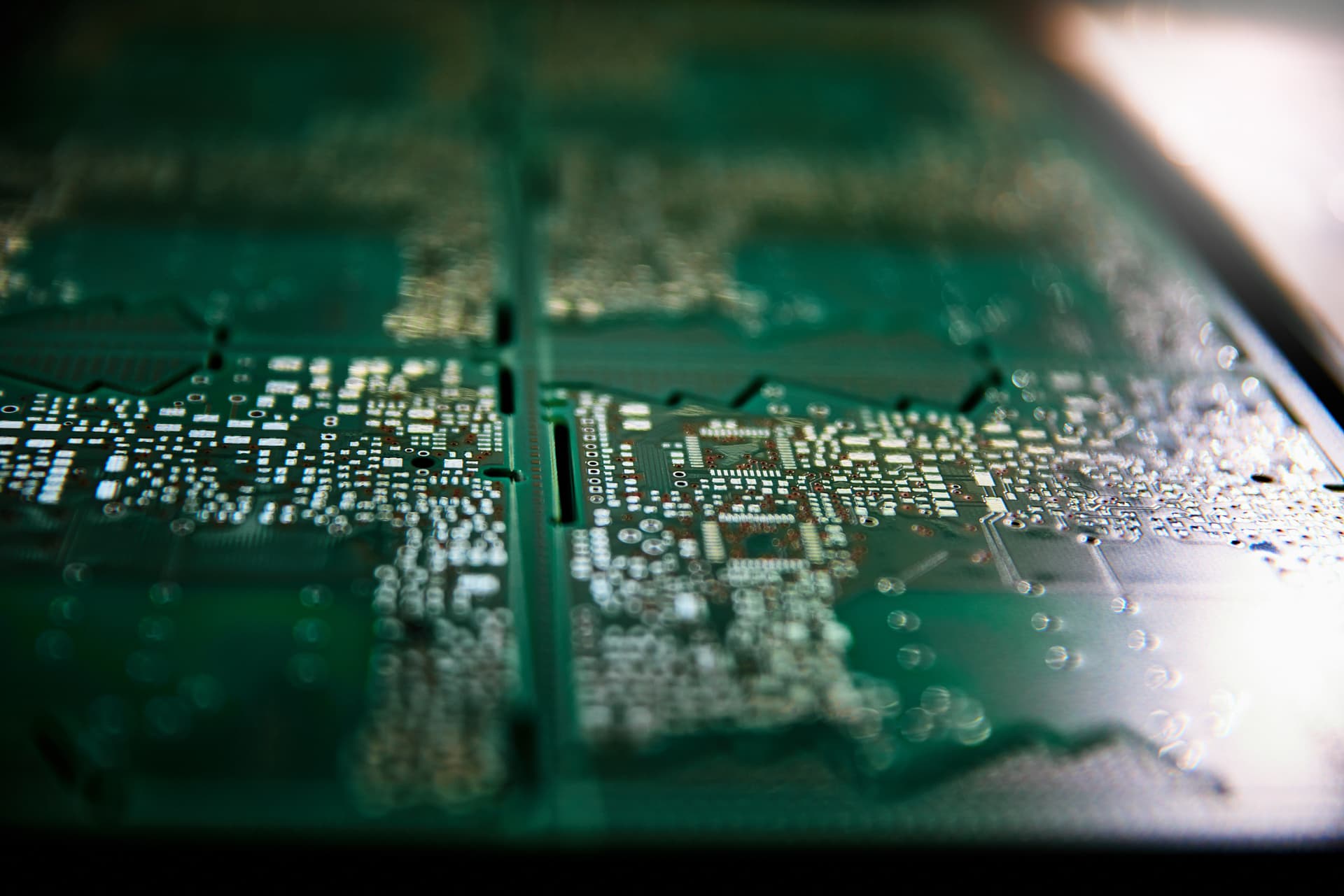 Bild von Einfach und Doppelseitigen Leiterplatten